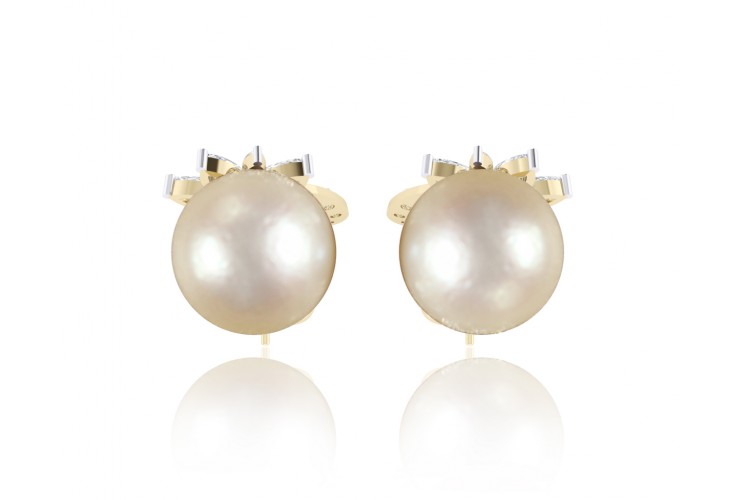 Aakansha Pearl Diamond Earring